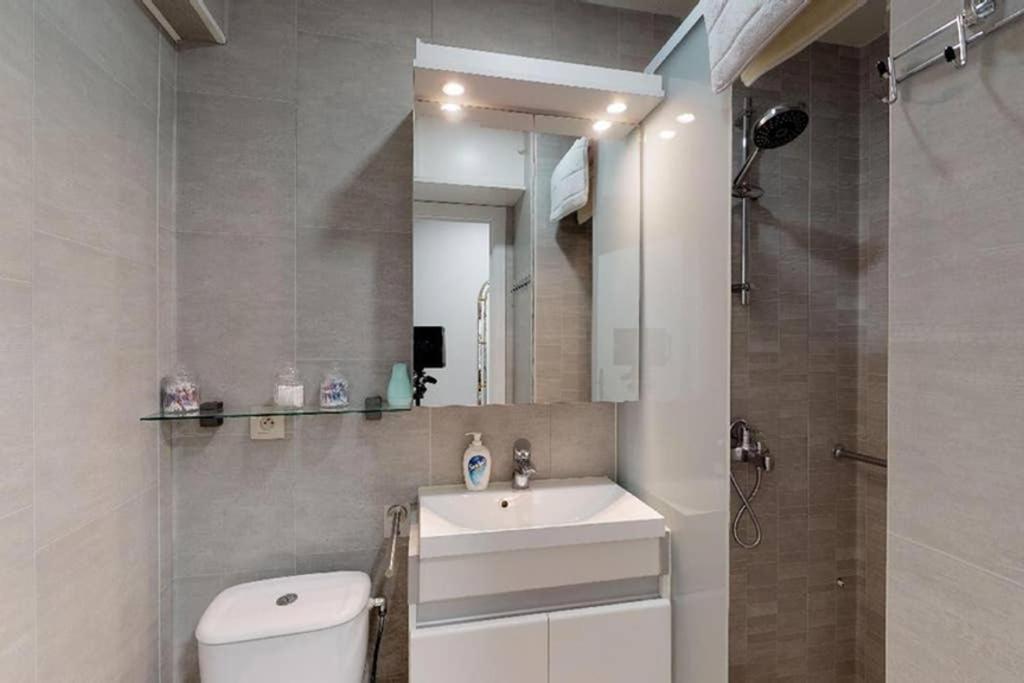 Studio Met Zeezicht Op Heldenplein Knokke-Heist Bagian luar foto