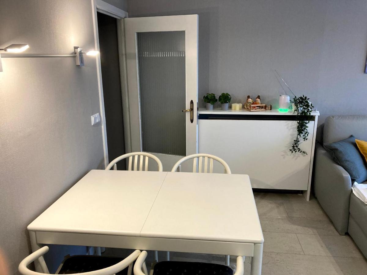 Studio Met Zeezicht Op Heldenplein Knokke-Heist Bagian luar foto